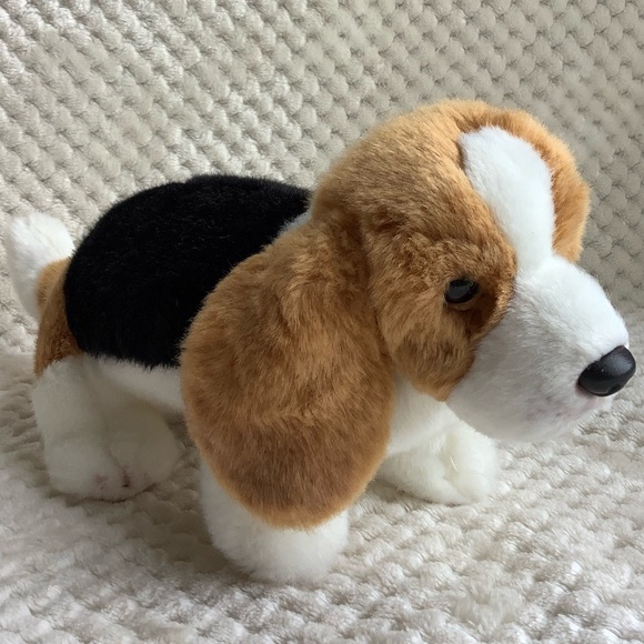 DEMDACO Plush Beagle Basset Hound Realistic Puppy Dog Stuffed Animal Toy - Picture 2 of 16